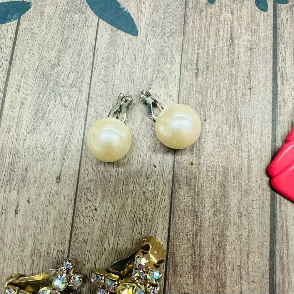 Vintage Clip Earring Bundle Lot‎ B1